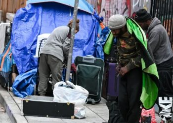 Califórnia: Venda desenfreada de drogas está dizimando distrito de 50 quarteirões em São Francisco