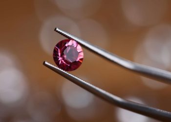 Mundo: Mina de diamante rosa é derivada de primeiro ‘supercontinente’