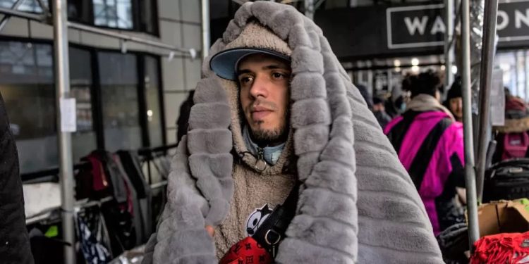 Crise Humanitária: EUA oferecem status legal a quase 500 mil venezuelanos