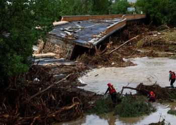Clima: Três mortos e três desaparecidos após chuvas torrenciais na Espanha