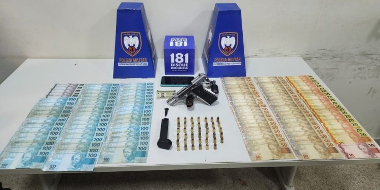 Guarapari: Suspeitos de vários roubos são detidos e arma de fogo é apreendida pela PM