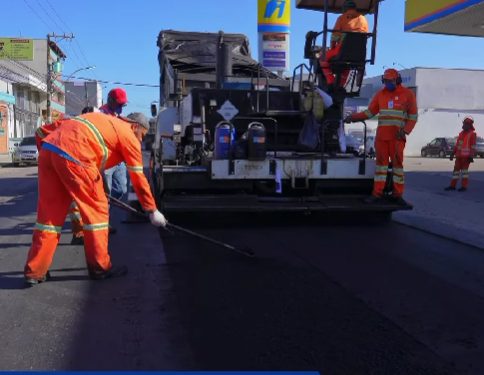 Marataízes: Recapeamento asfáltico da ES 060 segue a todo vapor.