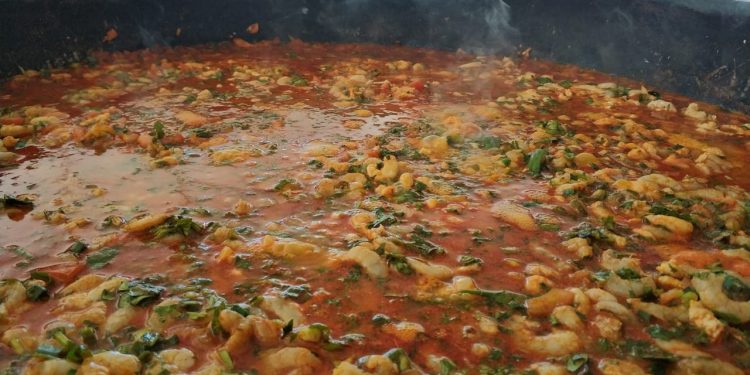 Turismo: Hoje é o dia do moquecão de 400 kg do 7° Festival de Moqueca Capixaba de Castelhanos
