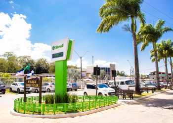 Piúma: Prefeitura revitaliza trecho da Praça Oenes Taylor