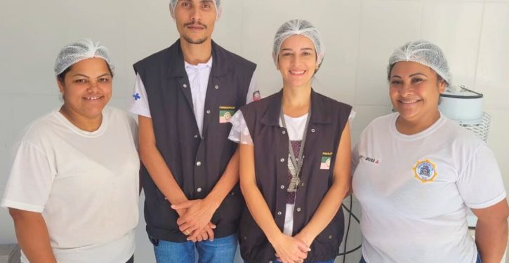 Rio Novo: Vigilância Sanitária visita agroindústria para orientações