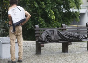 Brasil: População em situação de rua cresce em São Paulo