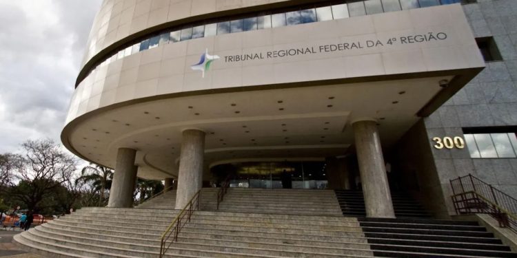 Brasil: Mais de 1.5 mil magistrados federais receberam acima do teto constitucional em 2023