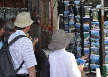 Turismo: Gastos de estrangeiros no Brasil atingem R$ 3,22 bilhões em agosto, o maior valor para o período em 25 anos