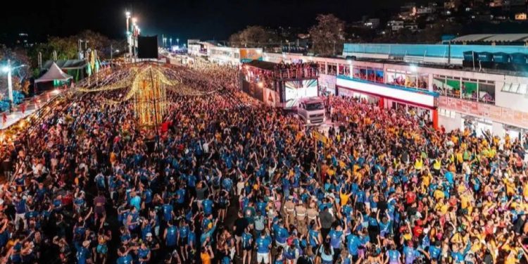 Vital 2023: Maior carnaval fora de época agita Vitória