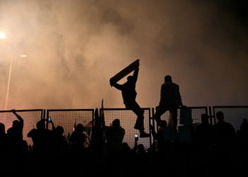 Mundo: Países árabes promovem ‘dia de fúria’ e protestam após ataque a hospital na Faixa de Gaza