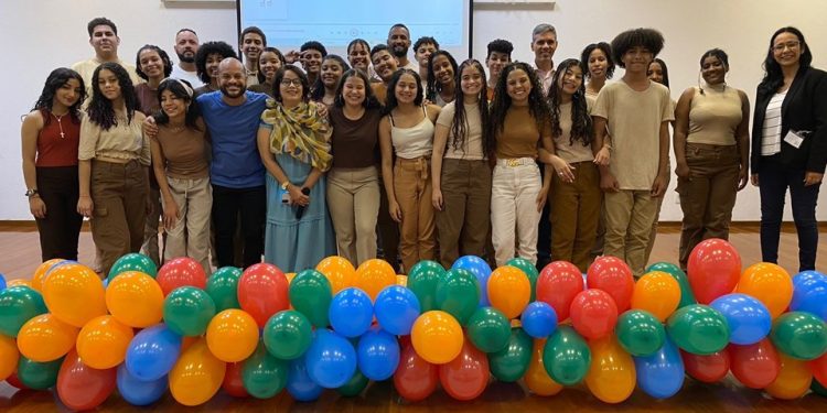 Estado: Estudantes participam do 2º Encontro do Comitê Estadual de Líderes de Turma