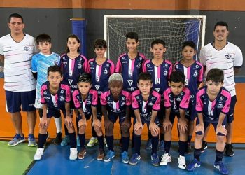 Guarapari: Time de futsal participa de competição nacional no Mato Grosso do Sul