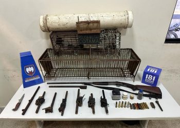 Guarapari: COTAMA apreende arma, munições, canhões e armadilhas para captura de animais silvestres