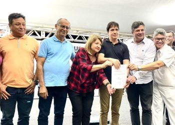 Guarapari: Assinada ordem de serviço para obras de drenagem e pavimentação de Recanto da Sereia