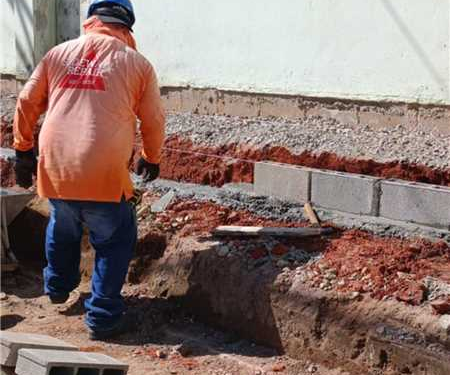 Itapemirim: Prefeitura reforma quadra de esportes de Córrego do ouro
