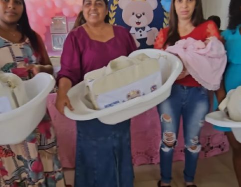 Kennedy: Saúde entrega kit maternidade à futuras mamães