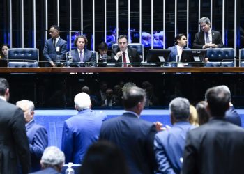 Política: Proposta que limita mandato de ministros do STF em 15 anos é protocolada no Senado