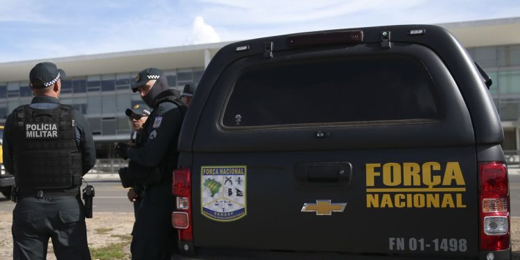Brasil: Agentes da Força Nacional começam a atuar no Rio nesta segunda-feira (16)