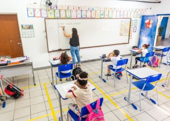 Vitória: Prefeitura pagará bônus por desempenho à Educação