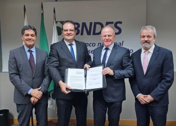 Espírito Santo: Bandes e BNDES firmam parceria para melhorar qualidade de concessões e PPPs estaduais de serviços públicos