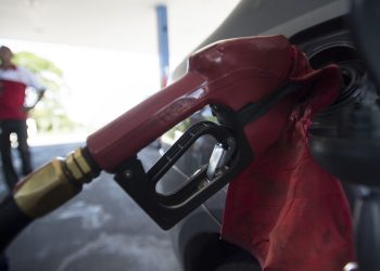 Economia: Medida Provisória perde validade e imposto sobre diesel será zerado