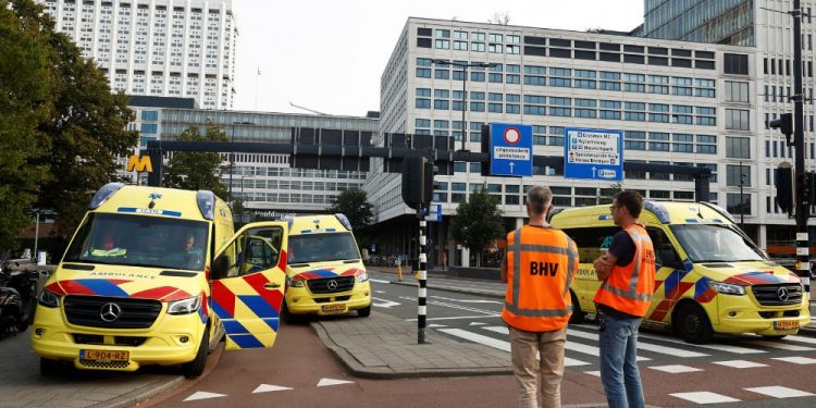 Holanda: Atirador abre fogo em hospital universitário em Roterdã e deixa três mortos