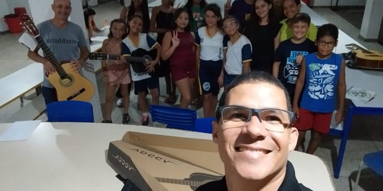Piúma: Centro Comunitário de Itaputanga oferece oficinas musicais gratuitas à comunidade
