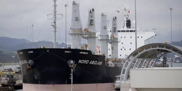 El Nino: Seca no Canal do Panamá reduz ainda mais o número de navios