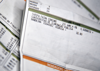 Brasil: Distribuidoras de energia pedem isenção de tributos para mais pobres