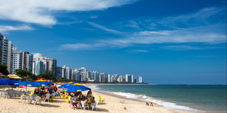 Turismo: Pesquisa revela como as mudanças climáticas irão influenciar o comportamento dos viajantes brasileiros