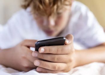 Internet: Meta pede leis de controle parental para menores de 16 anos