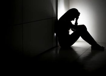 Saúde: Nova lista de doenças do trabalho inclui covid-19, burnout e câncer