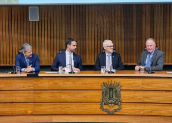 Brasil: Governador do Espírito Santo participa de seminário sobre mudanças climáticas no Rio Grande do Sul