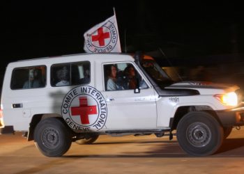 Trégua: Hamas liberta 17 reféns no terceiro dia do cessar fogo em guerra no Oriente Médio