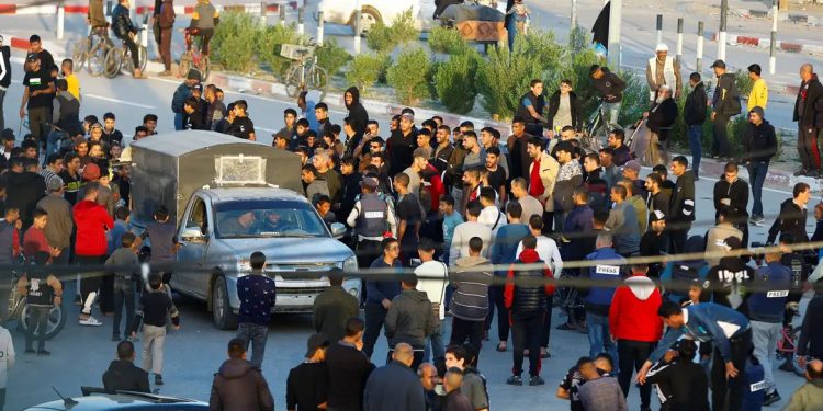 Trégua: Reféns libertadas pelo Hamas nesta quarta (29) são recebidas por multidão em Israel