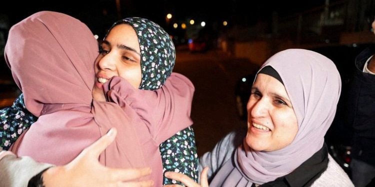 Trégua: Israel liberta 39 palestinos neste sábado como parte do acordo com Hamas