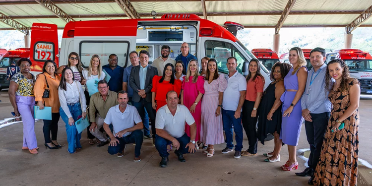 Marataízes: Município recebe nova ambulância para o SAMU 192