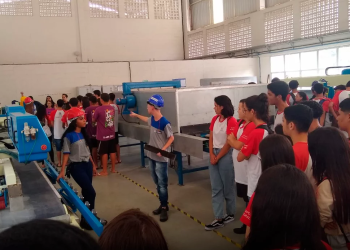 Marataízes: Alunos visitam evento “Mundo SENAI” em Cachoeiro