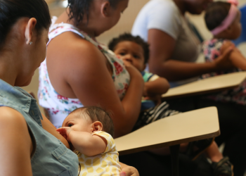 Enem: Desigualdades de gênero e raça sobrecarregam mulheres no cuidar