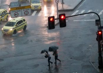 Clima: Fim de semana com temporais e ventos fortes no Sudeste e Centro-Oeste