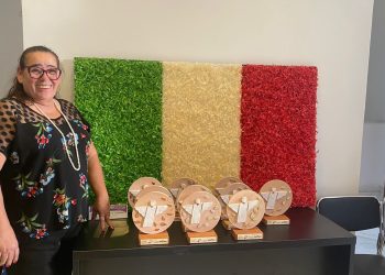 Anchieta: Mestre artesã anchietense conquista prêmio em concurso estadual