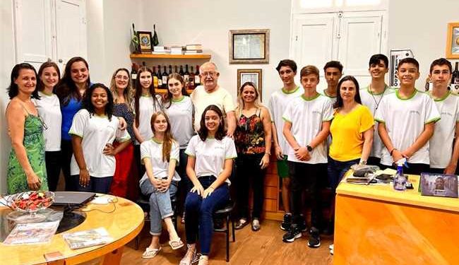 Alfredo Chaves: 15 alfredenses comemoram aprovação no Instituto Federal do Espírito Santo