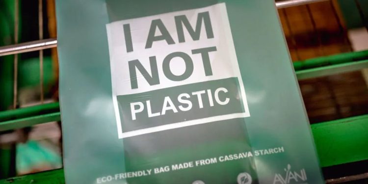 Meio ambiente: Bioplástico ainda é lixo