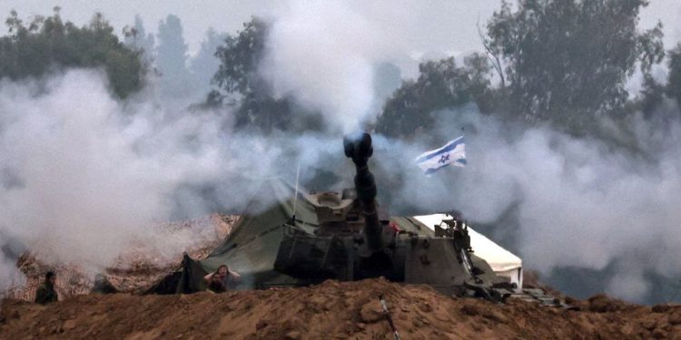 Guerra:  Gaza sofre confrontos ferozes entre Israel e Hamas