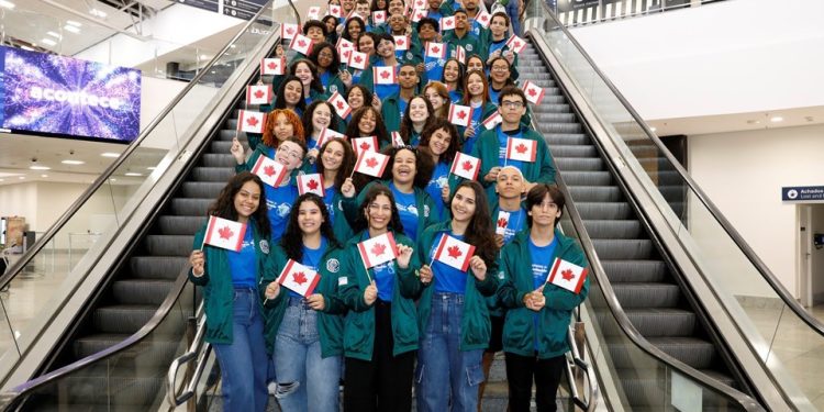 Espírito Santo: Segundo grupo de estudantes do ‘Programa de Intercâmbio Estudantil 2023’ embarca para o Canadá