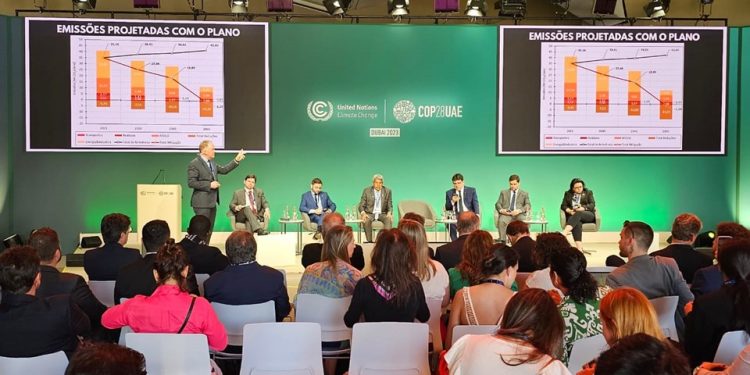 Espírito Santo: Casagrande debate soluções para adaptação dos biomas durante a COP-28