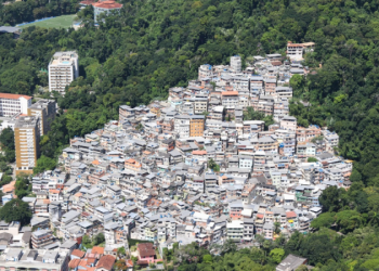 Rio: Fiocruz lança cartilha contra o racismo e sobre campanha de saúde nas comunidades cariocas