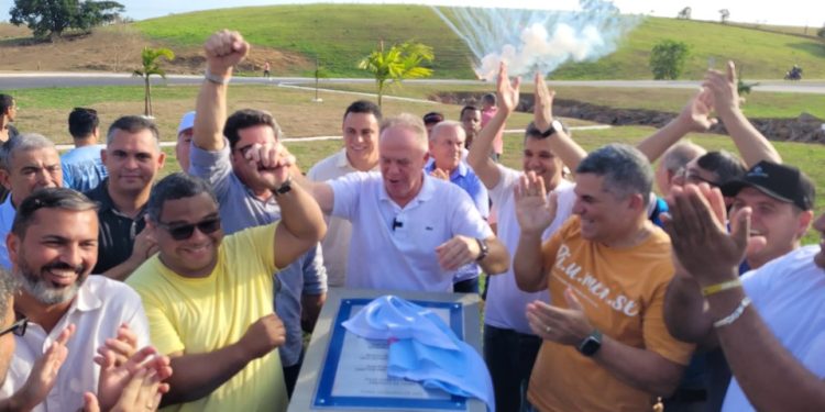 Espírito Santo: Governador inaugura Contorno de Piúma e anuncia nova fase da revitalização da Praia Central