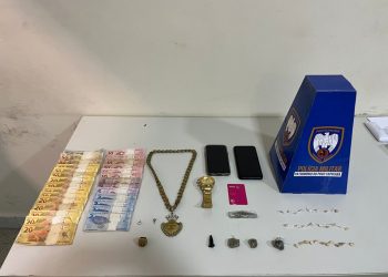 Guarapari: PM detém suspeitos com mandado de prisão e menores por tráfico de drogas