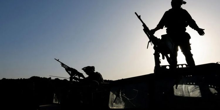 Guerra: Israel propõe pausa de uma semana nos combates em troca da libertação de 40 reféns